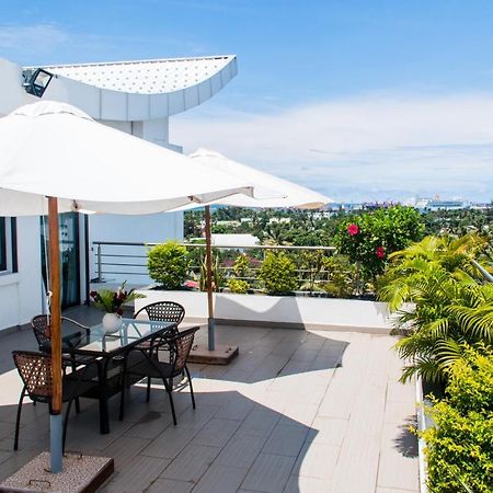 The Streamliner Hotel Apartment Toamasina Exterior foto
