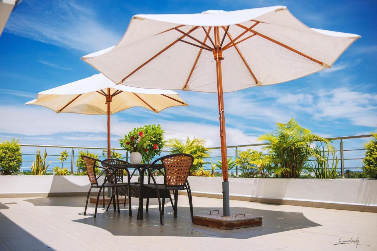 The Streamliner Hotel Apartment Toamasina Exterior foto